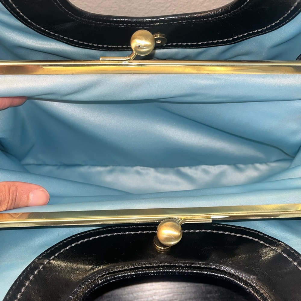 Coach Ergo Pleated Kiss lock Patent Leather Bag - Picture 10 of 11